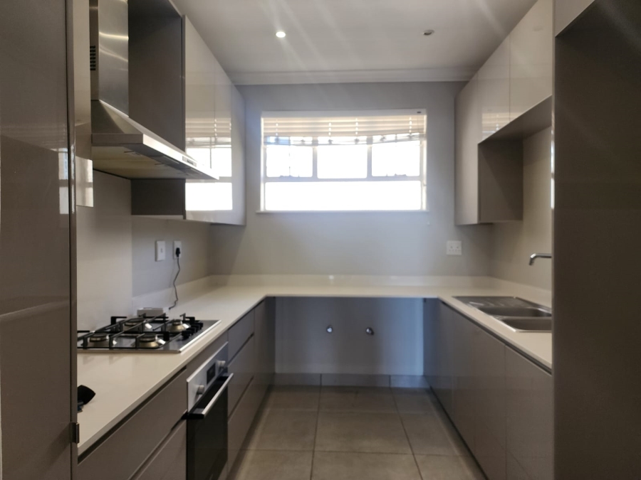 2 Bedroom Property for Sale in Illovo Gauteng