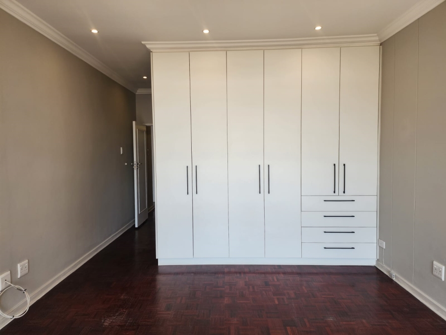 2 Bedroom Property for Sale in Illovo Gauteng