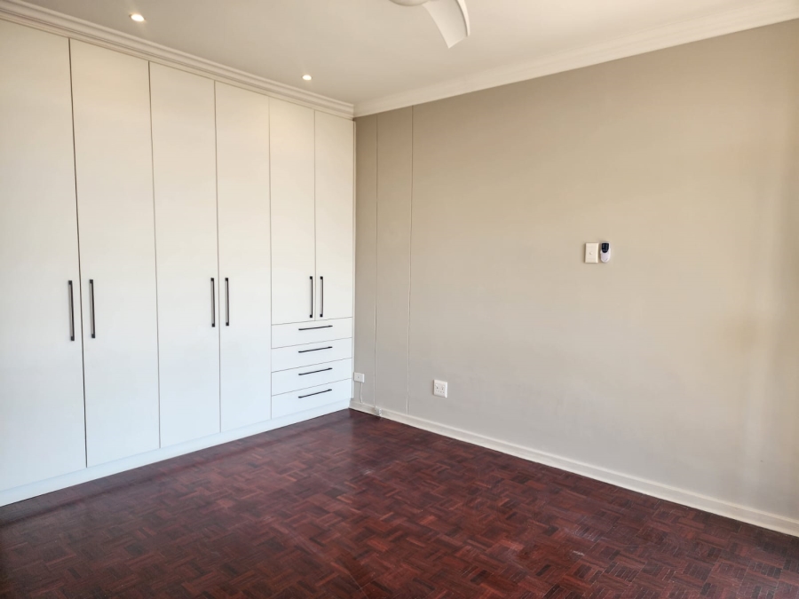 2 Bedroom Property for Sale in Illovo Gauteng