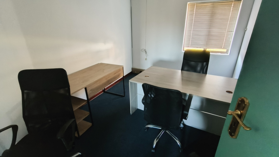 To Let Commercial Property for Rent in Die Hoewes Gauteng
