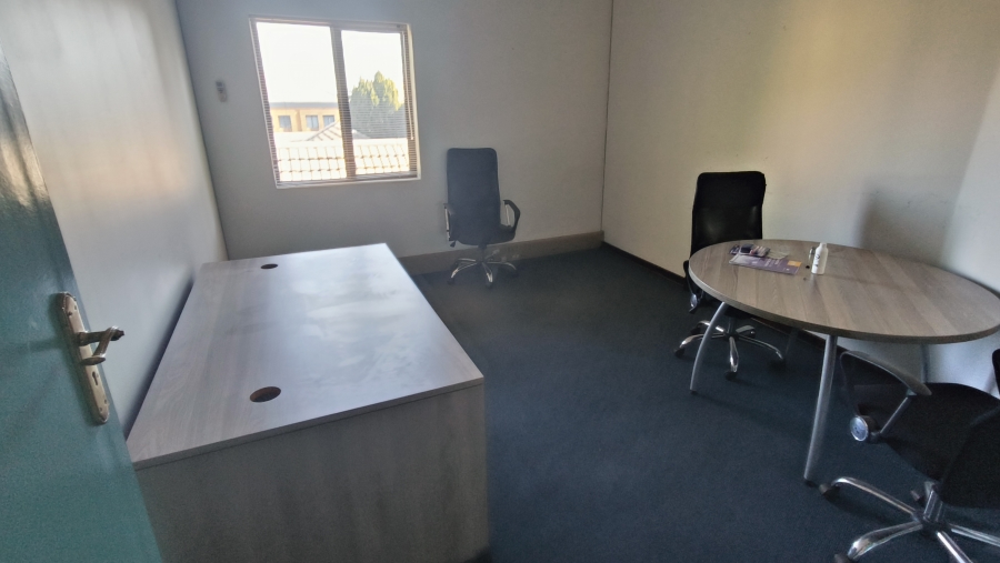 To Let Commercial Property for Rent in Die Hoewes Gauteng
