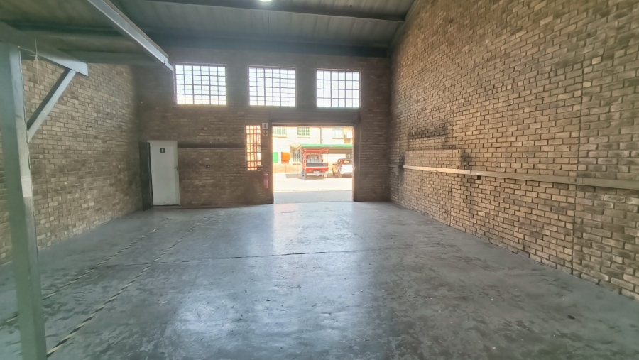 To Let Commercial Property for Rent in Hennopspark Gauteng