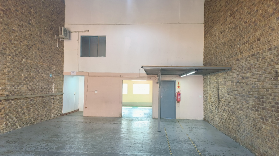 To Let Commercial Property for Rent in Hennopspark Gauteng