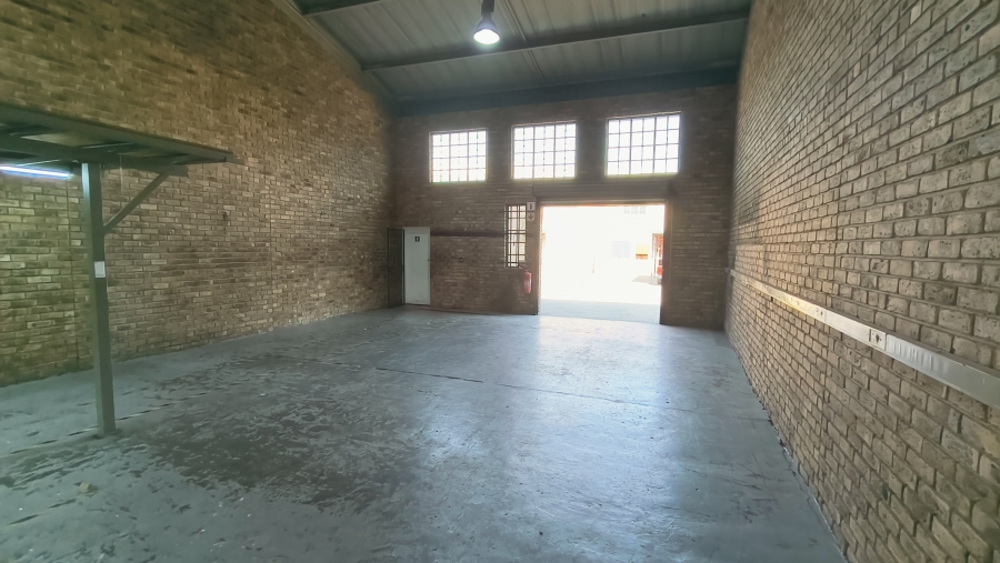 To Let Commercial Property for Rent in Hennopspark Gauteng