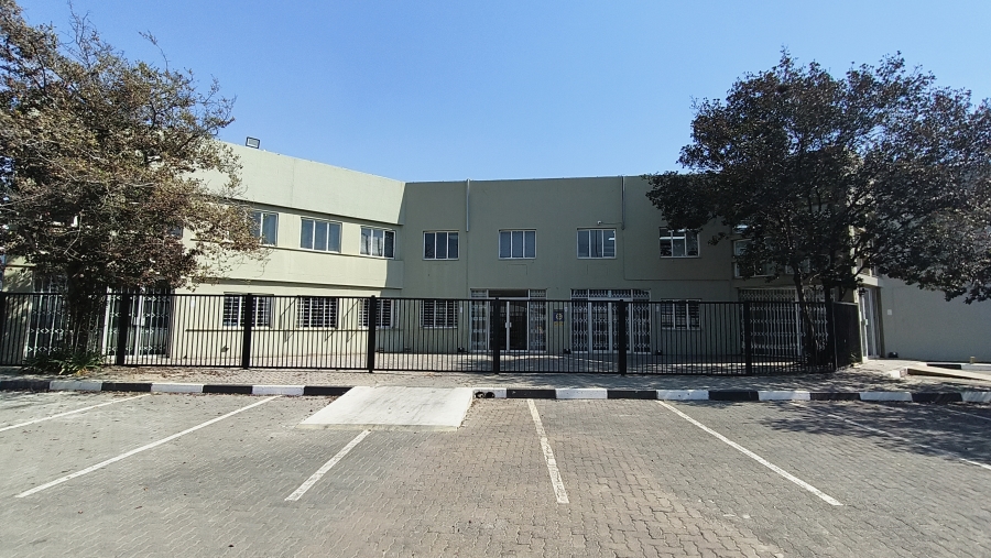 To Let Commercial Property for Rent in Rooihuiskraal Gauteng