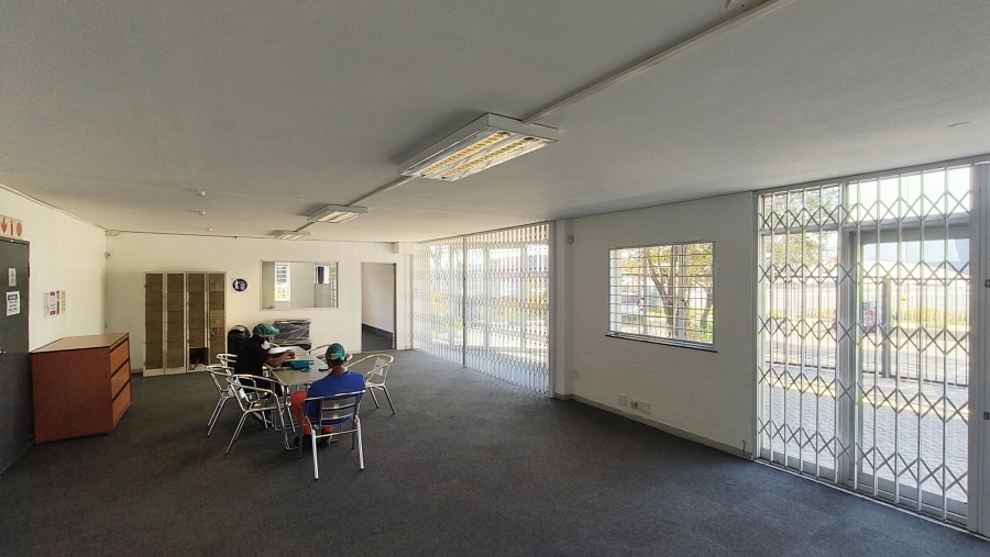 To Let Commercial Property for Rent in Rooihuiskraal Gauteng