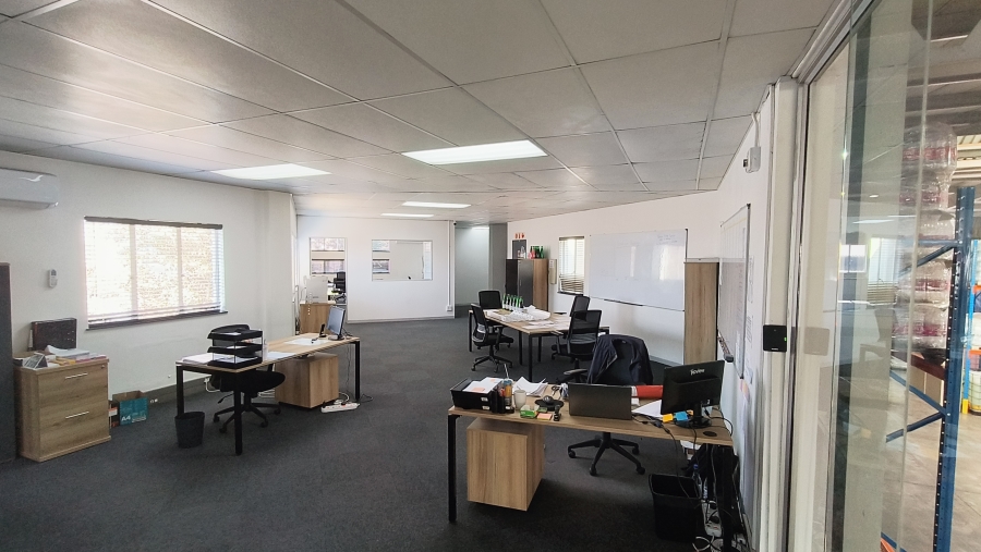 To Let Commercial Property for Rent in Rooihuiskraal Gauteng