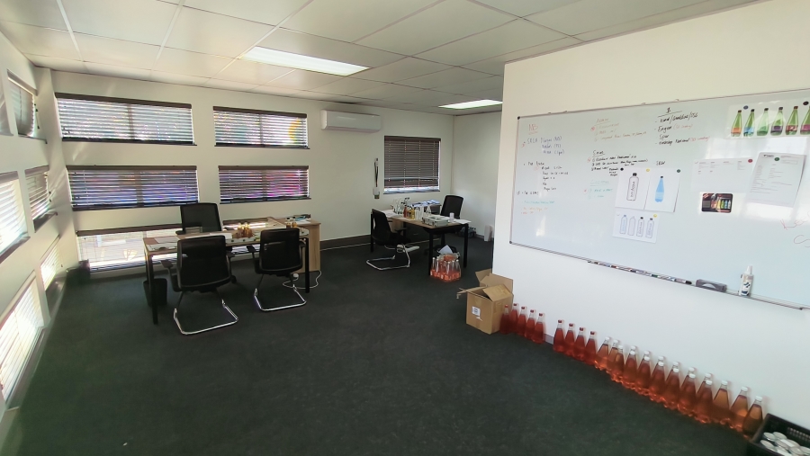 To Let Commercial Property for Rent in Rooihuiskraal Gauteng