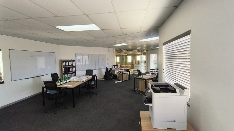 To Let Commercial Property for Rent in Rooihuiskraal Gauteng