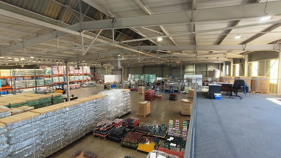 To Let Commercial Property for Rent in Rooihuiskraal Gauteng
