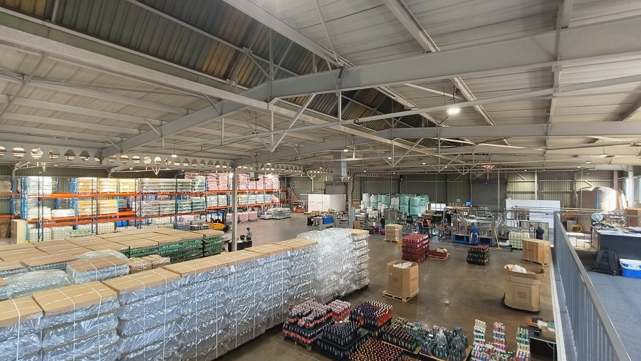 To Let Commercial Property for Rent in Rooihuiskraal Gauteng
