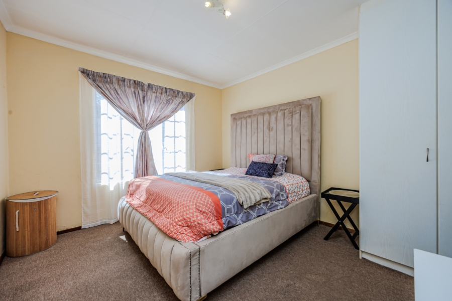 3 Bedroom Property for Sale in Honeydew Manor Gauteng
