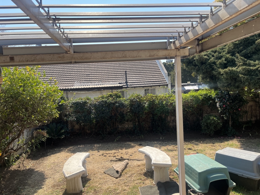 2 Bedroom Property for Sale in Albertsdal Gauteng