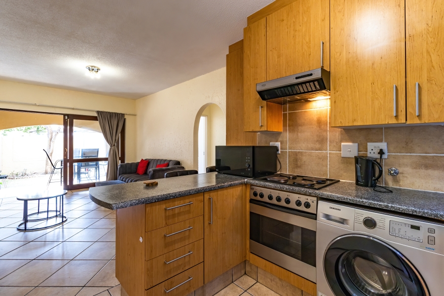 2 Bedroom Property for Sale in Pineslopes Gauteng