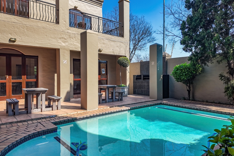 2 Bedroom Property for Sale in Pineslopes Gauteng