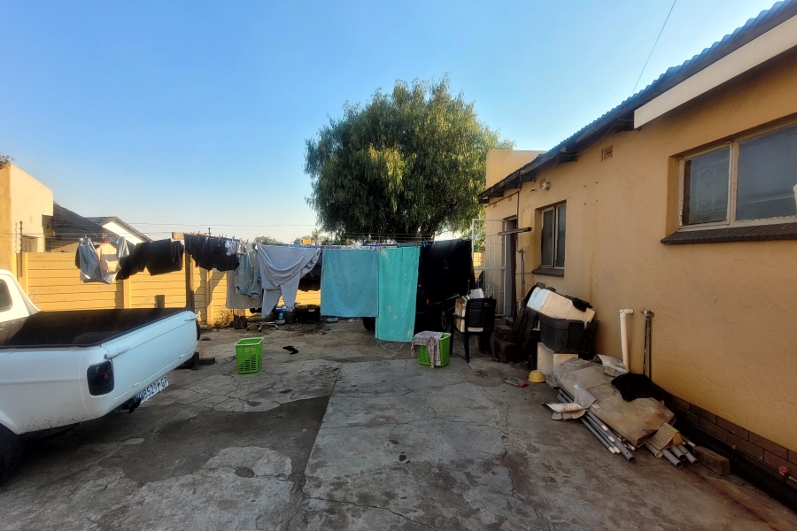 To Let 1 Bedroom Property for Rent in Dinwiddie Gauteng