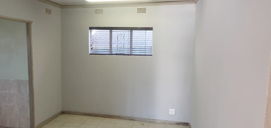 To Let 1 Bedroom Property for Rent in Dinwiddie Gauteng