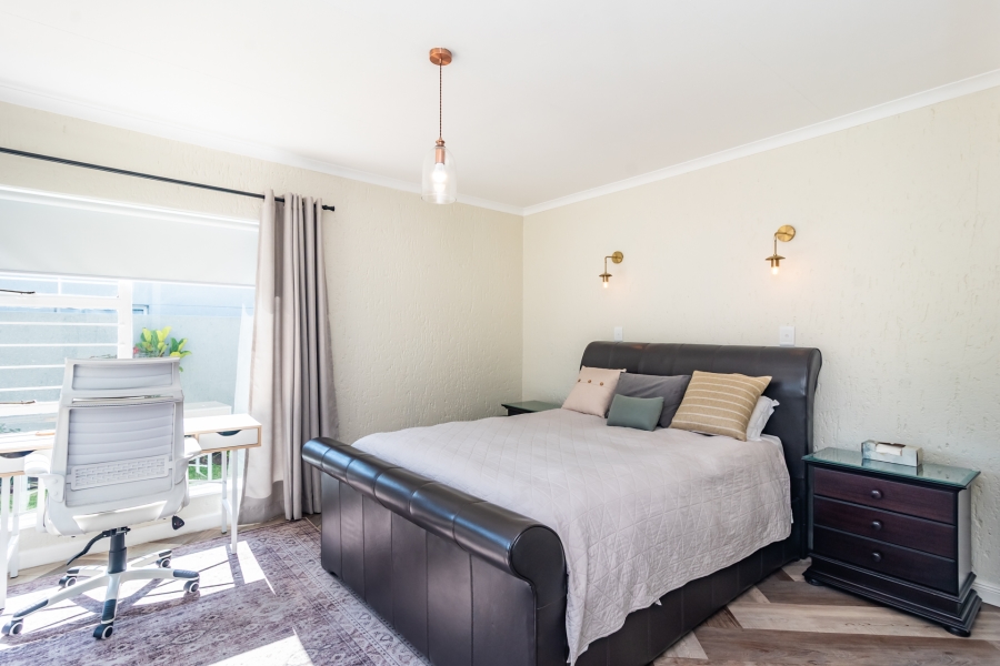 4 Bedroom Property for Sale in Magaliessig Gauteng