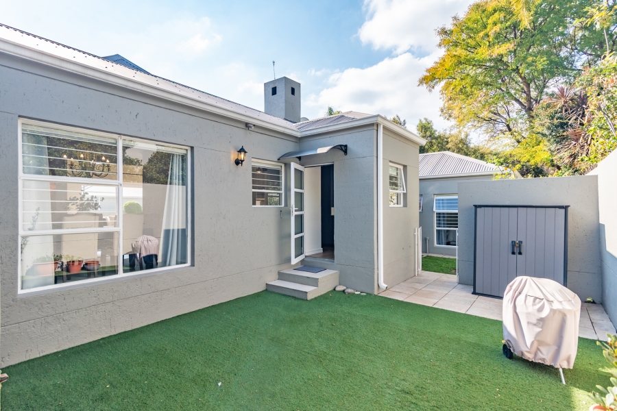 4 Bedroom Property for Sale in Magaliessig Gauteng