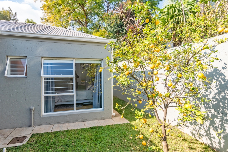 4 Bedroom Property for Sale in Magaliessig Gauteng