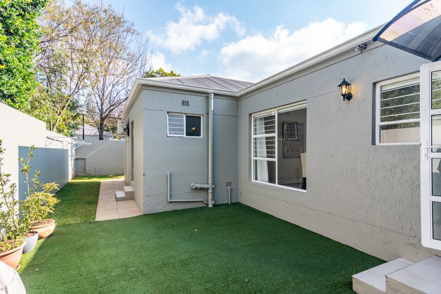 4 Bedroom Property for Sale in Magaliessig Gauteng