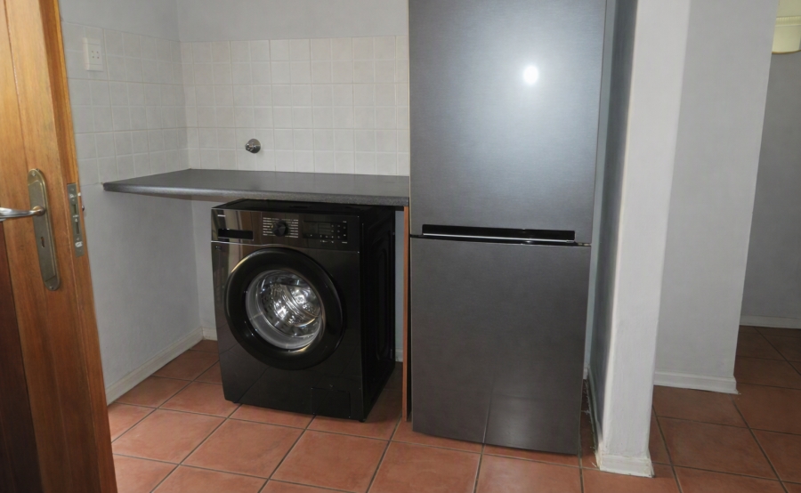 2 Bedroom Property for Sale in Wilgeheuwel Gauteng