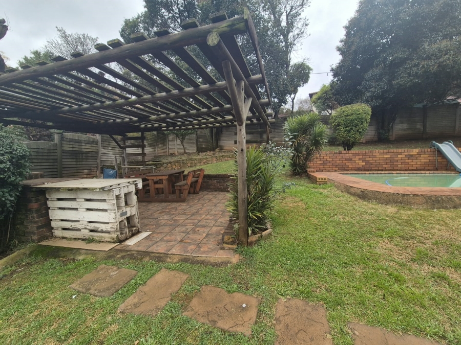 3 Bedroom Property for Sale in Mulbarton Gauteng