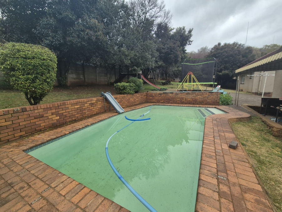 3 Bedroom Property for Sale in Mulbarton Gauteng