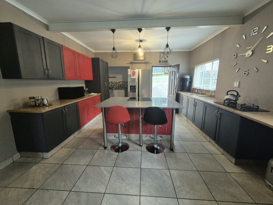 3 Bedroom Property for Sale in Mulbarton Gauteng
