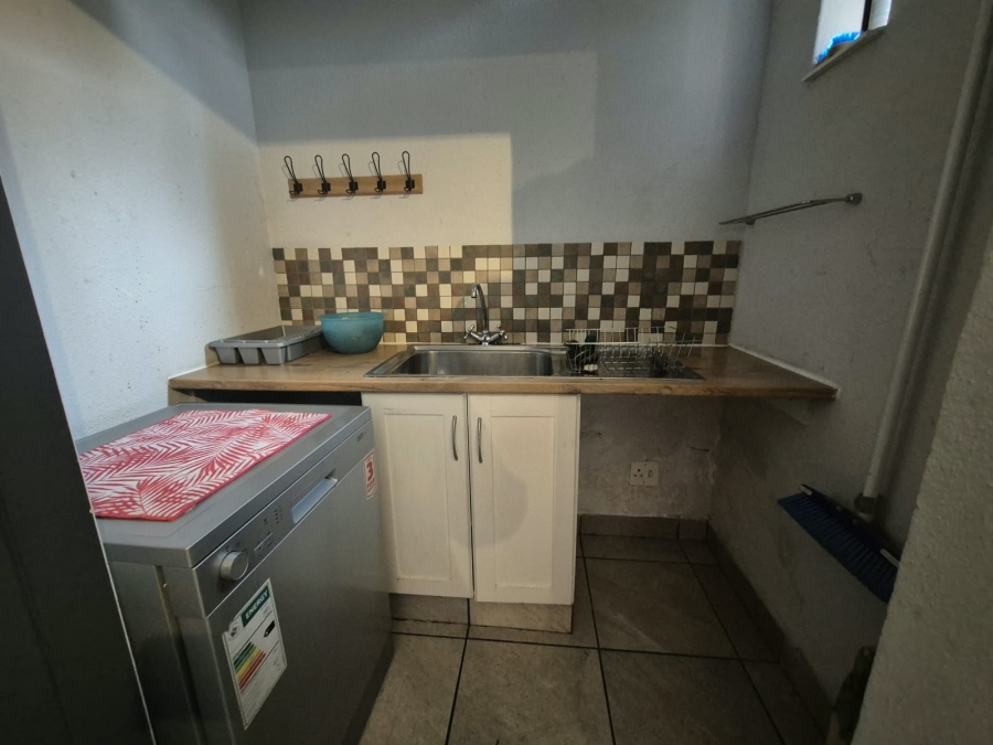3 Bedroom Property for Sale in Mulbarton Gauteng
