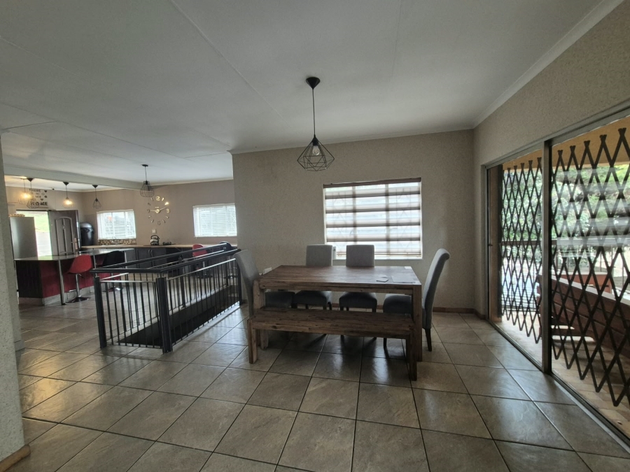 3 Bedroom Property for Sale in Mulbarton Gauteng