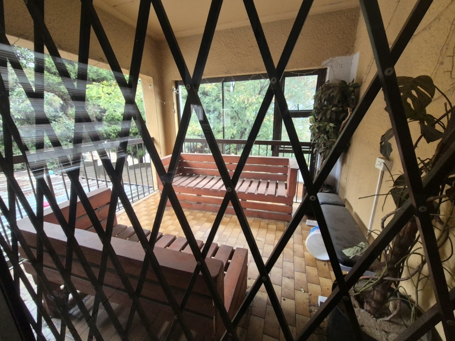 3 Bedroom Property for Sale in Mulbarton Gauteng