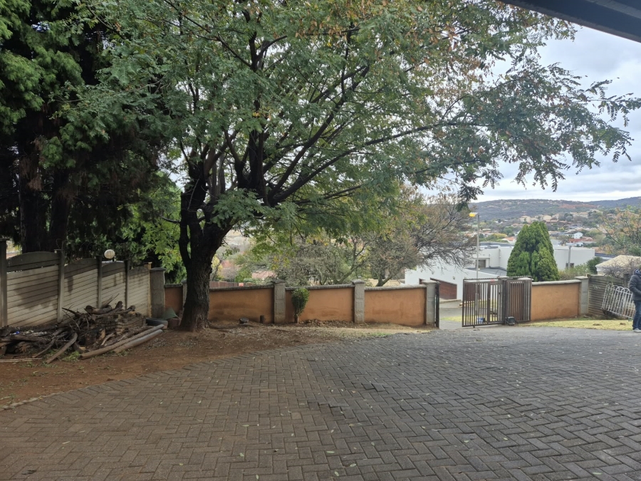 3 Bedroom Property for Sale in Mulbarton Gauteng
