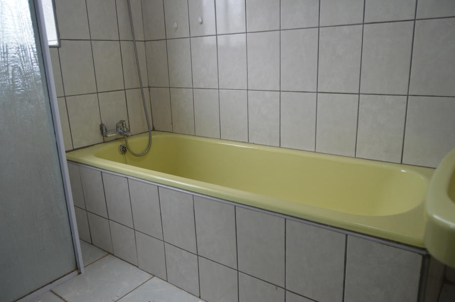 1 Bedroom Property for Sale in Monument Gauteng