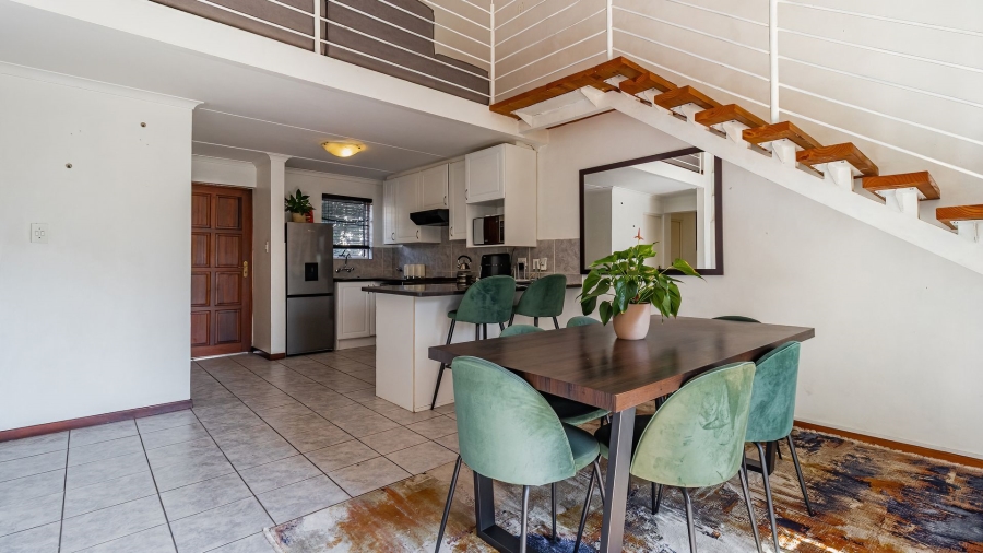 2 Bedroom Property for Sale in Sunninghill Gauteng