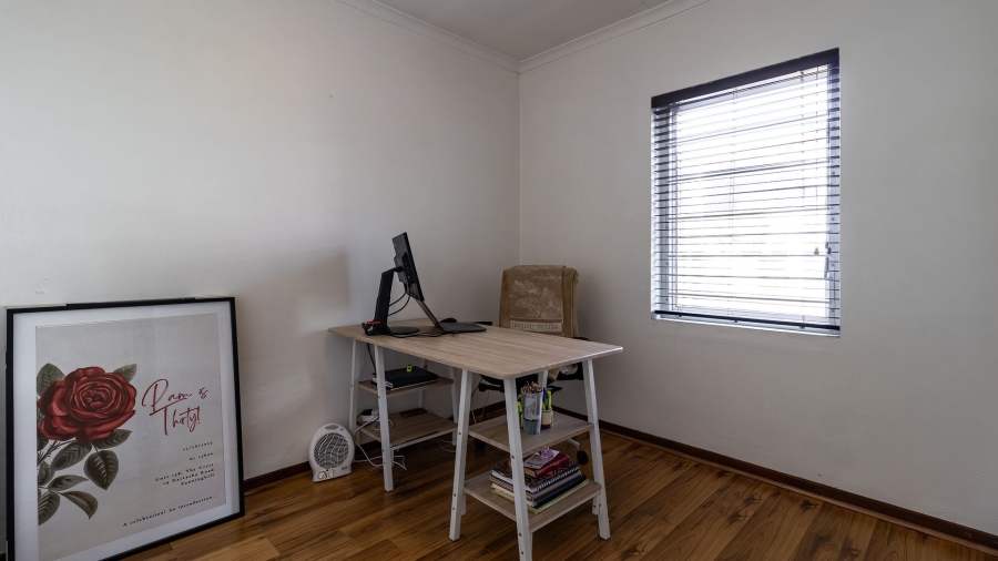 2 Bedroom Property for Sale in Sunninghill Gauteng