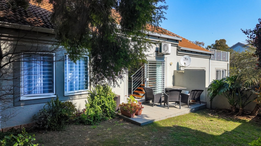 2 Bedroom Property for Sale in Sunninghill Gauteng