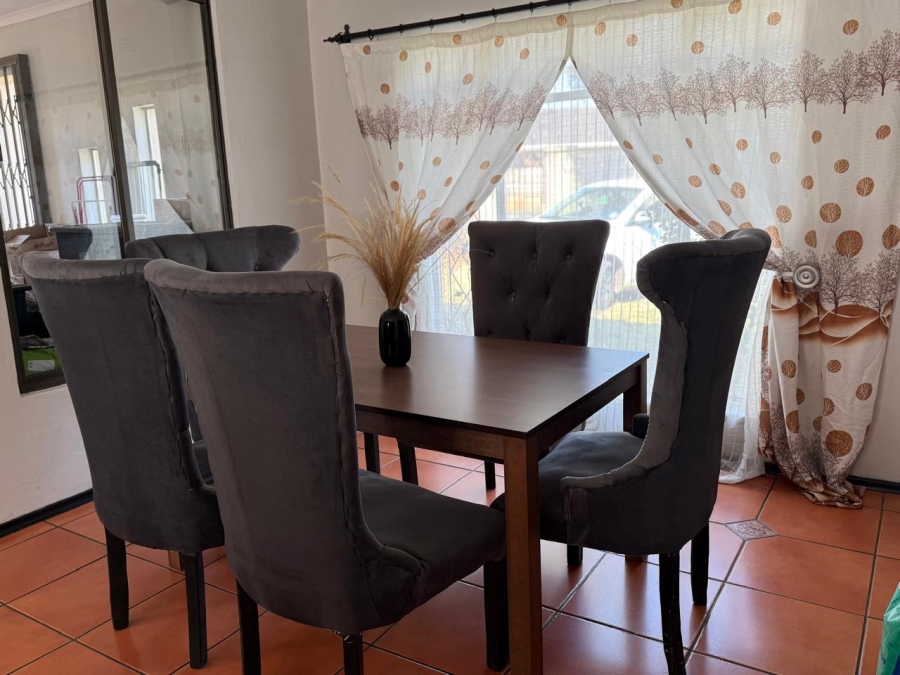 3 Bedroom Property for Sale in Flora Gardens Gauteng