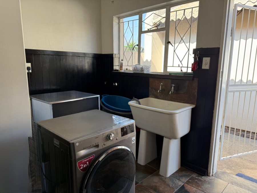 3 Bedroom Property for Sale in Flora Gardens Gauteng