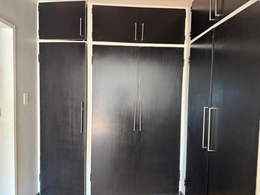 3 Bedroom Property for Sale in Flora Gardens Gauteng