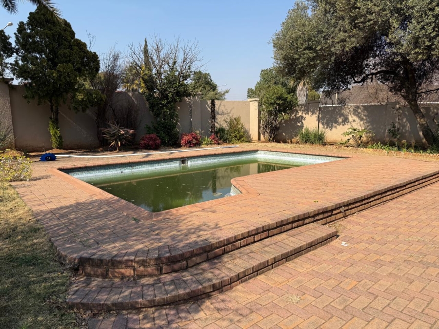 3 Bedroom Property for Sale in Flora Gardens Gauteng