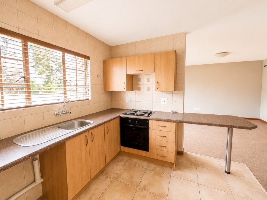 2 Bedroom Property for Sale in Goedeburg Gauteng