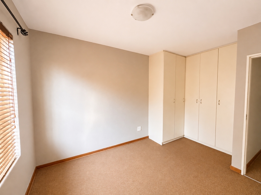 2 Bedroom Property for Sale in Goedeburg Gauteng