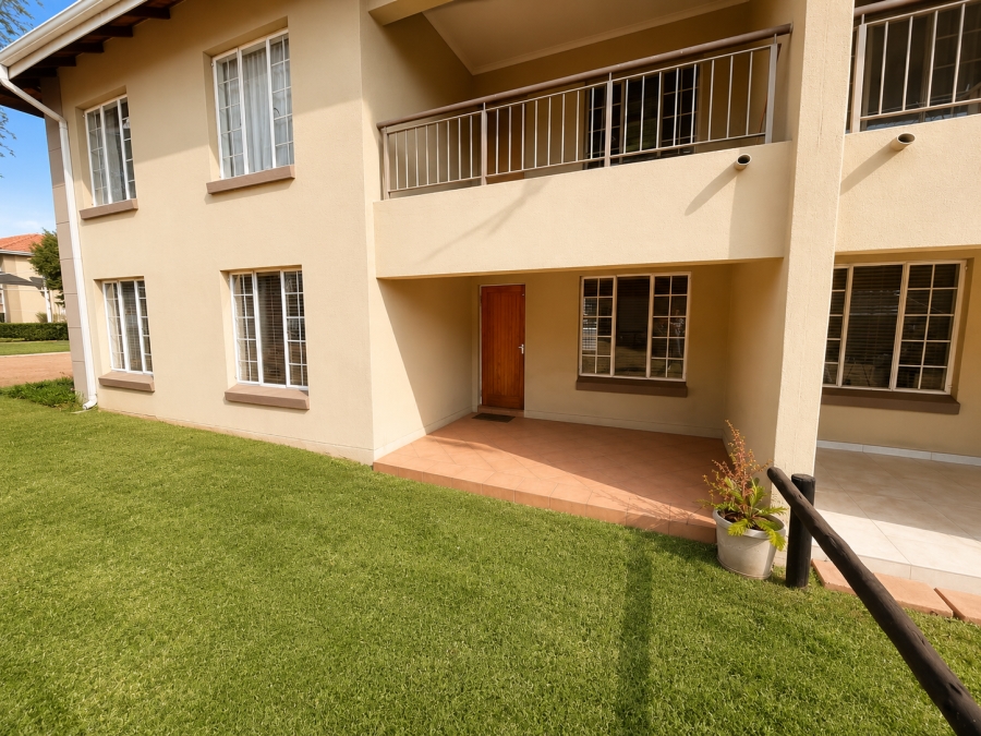 2 Bedroom Property for Sale in Goedeburg Gauteng