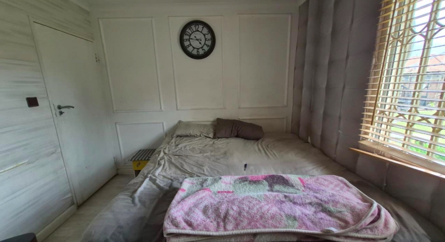 2 Bedroom Property for Sale in Cloverdene Gauteng