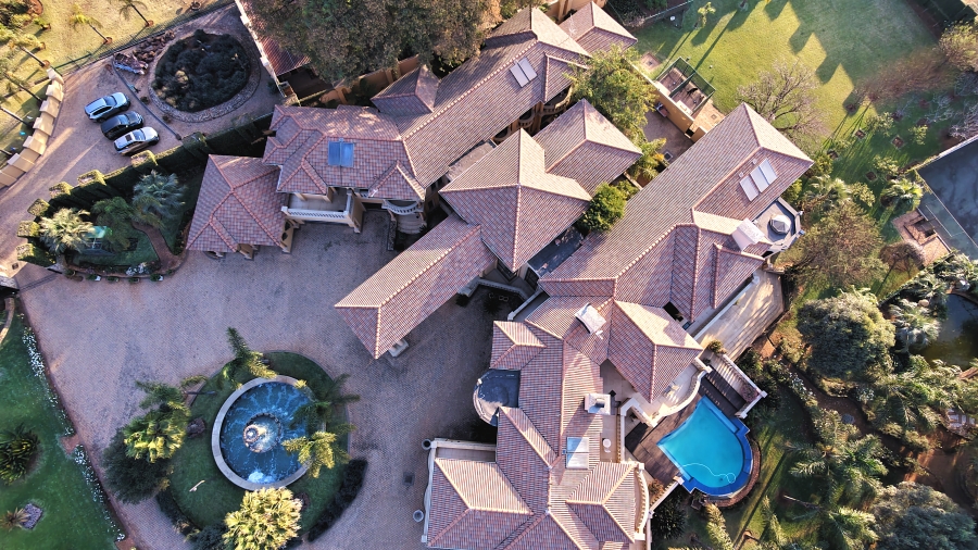 6 Bedroom Property for Sale in Benoni Small Farms Gauteng