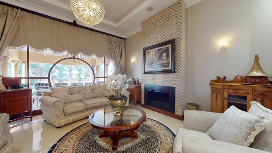 6 Bedroom Property for Sale in Benoni Small Farms Gauteng