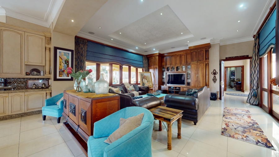 6 Bedroom Property for Sale in Benoni Small Farms Gauteng
