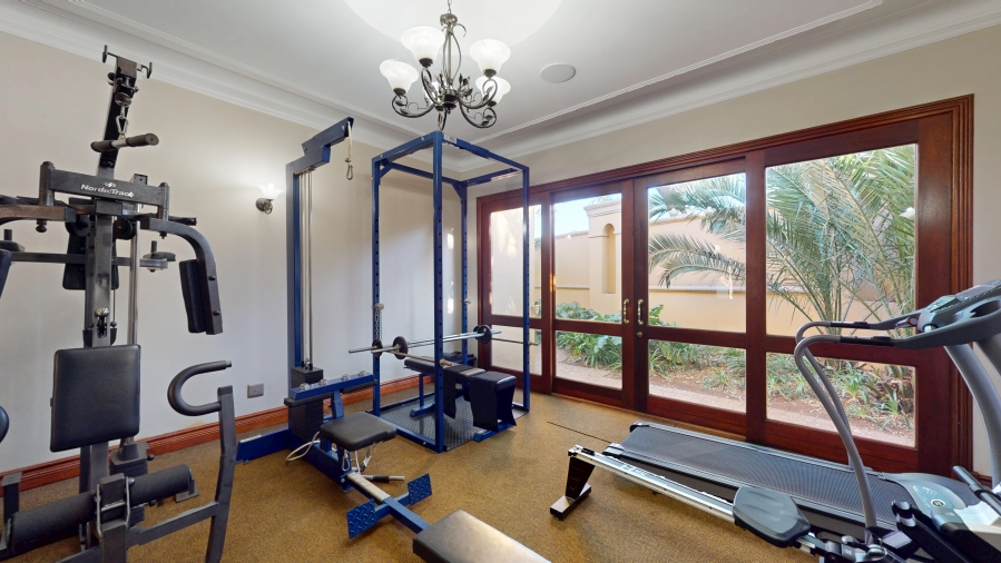 6 Bedroom Property for Sale in Benoni Small Farms Gauteng