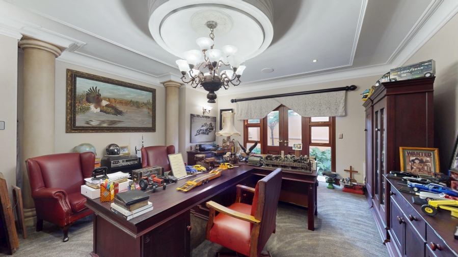 6 Bedroom Property for Sale in Benoni Small Farms Gauteng